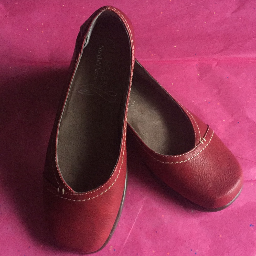 Aerosoles slip on loafers